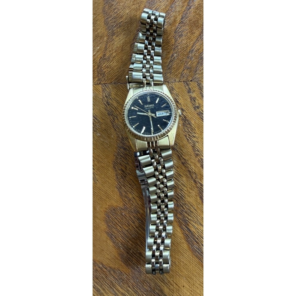 Vintage Ladies' Watches All Running Anne Klein, Stauer, Seiko, Waltham Lot Of 4 - Picture 4 of 16